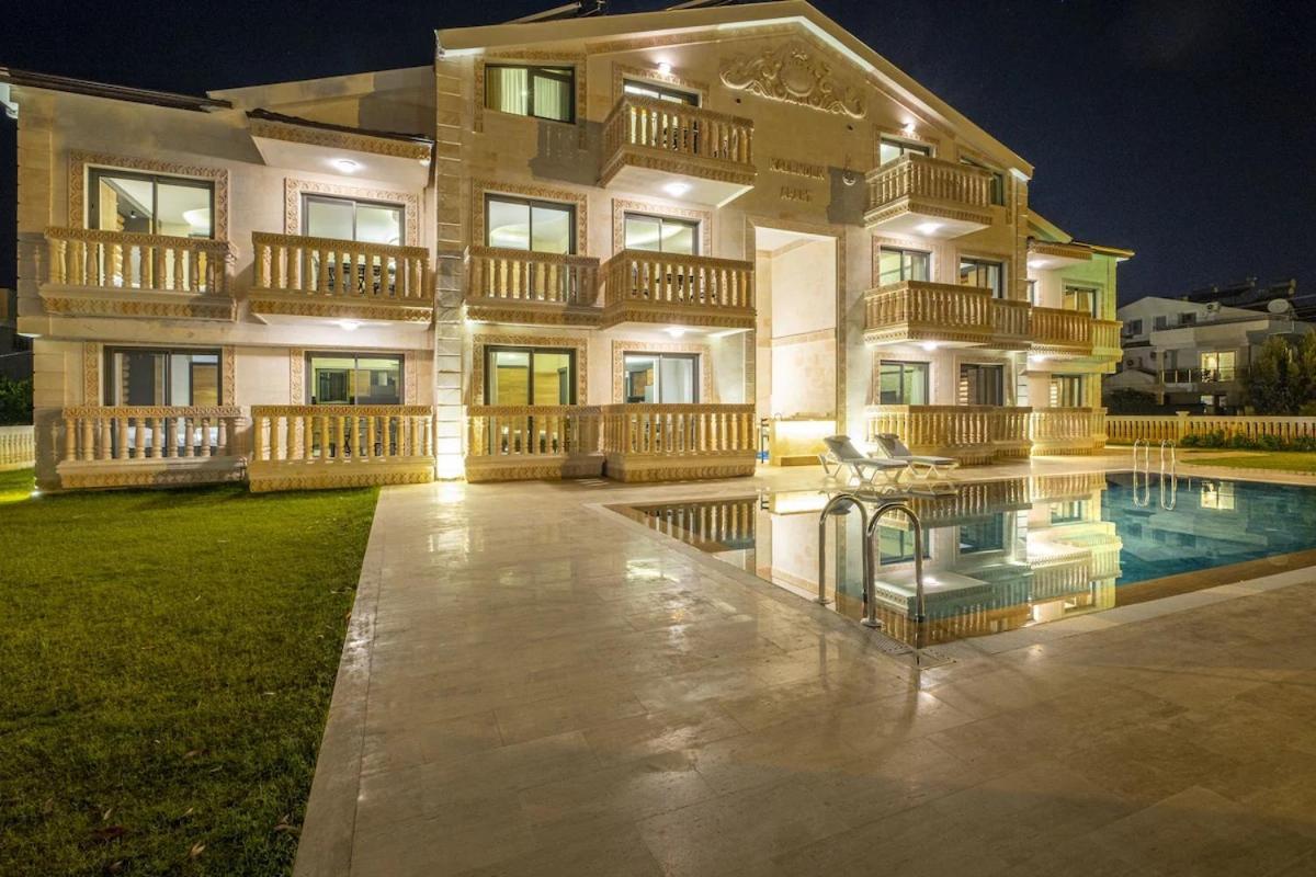 Kalender Pansion Aparthotel Fethiye Buitenkant foto